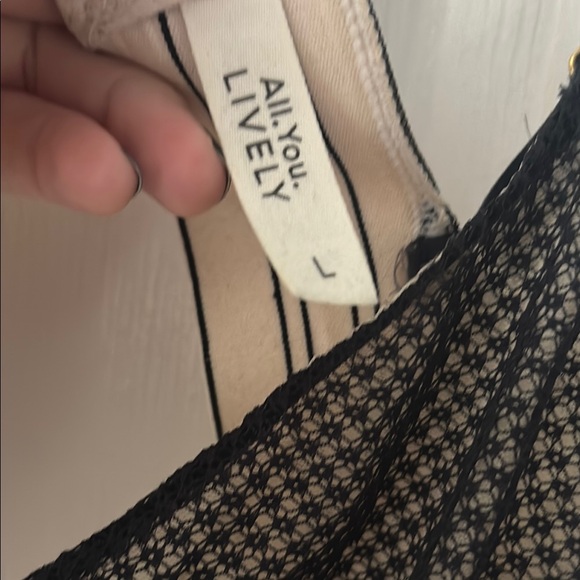 Lively Black and Beige Mesh Bralette L - Picture 2 of 4